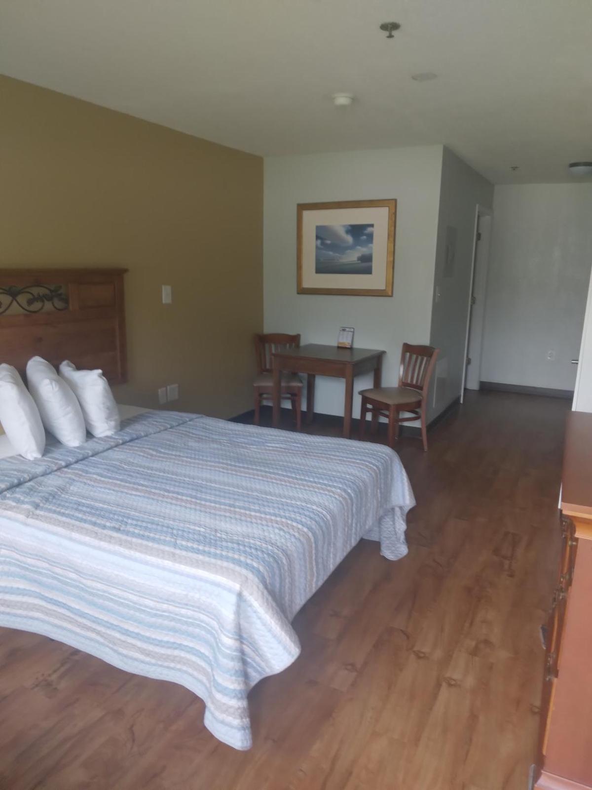 Affordable Suites Jacksonville