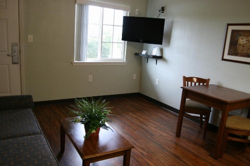 Affordable Suites Jacksonville image 25